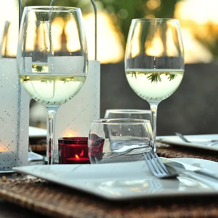 Modern In Mojones 4 Bedrooms Large Heated Pool Mojones 别墅 *