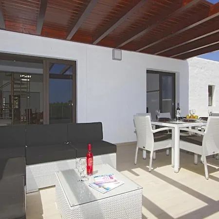 Villa Modern In Mojones 4 Bedrooms Large Heated Pool Mojones Puerto Del Carmen