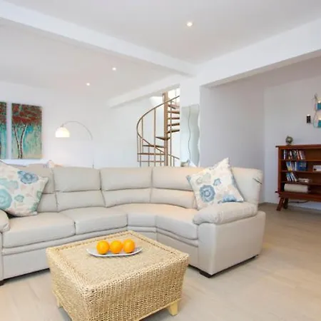 Modern Villa In Los Mojones 4 Bedrooms Large Heated Pool Villa Mojones Puerto Del Carmen * Tias