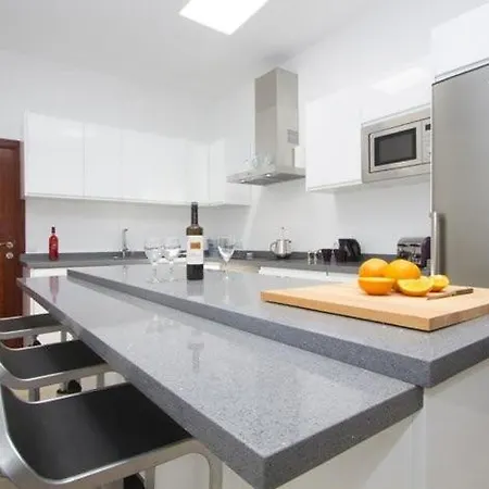 Modern Villa In Los Mojones 4 Bedrooms Large Heated Pool Villa Mojones Puerto Del Carmen
