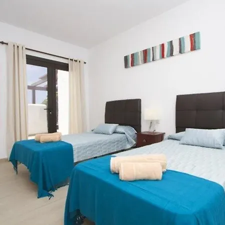 Modern Villa In Los Mojones 4 Bedrooms Large Heated Pool Villa Mojones Puerto Del Carmen