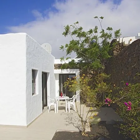 Villa Modern Villa In Los Mojones 4 Bedrooms Large Heated Pool Villa Mojones Puerto Del Carmen