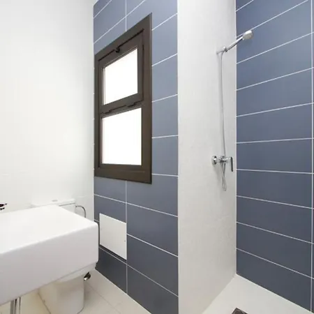 Modern Villa In Los Mojones 4 Bedrooms Large Heated Pool Villa Mojones Puerto Del Carmen Villa *