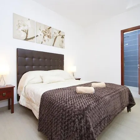 Modern Villa In Los Mojones 4 Bedrooms Large Heated Pool Villa Mojones Puerto Del Carmen Villa *